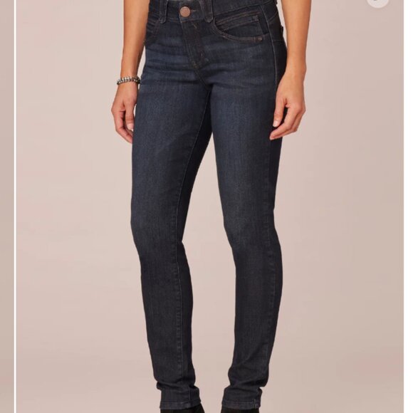 Democracy "Ab"solution® Booty Lift Jegging Dark Indigo Jeans Size 6P - Picture 1 of 9